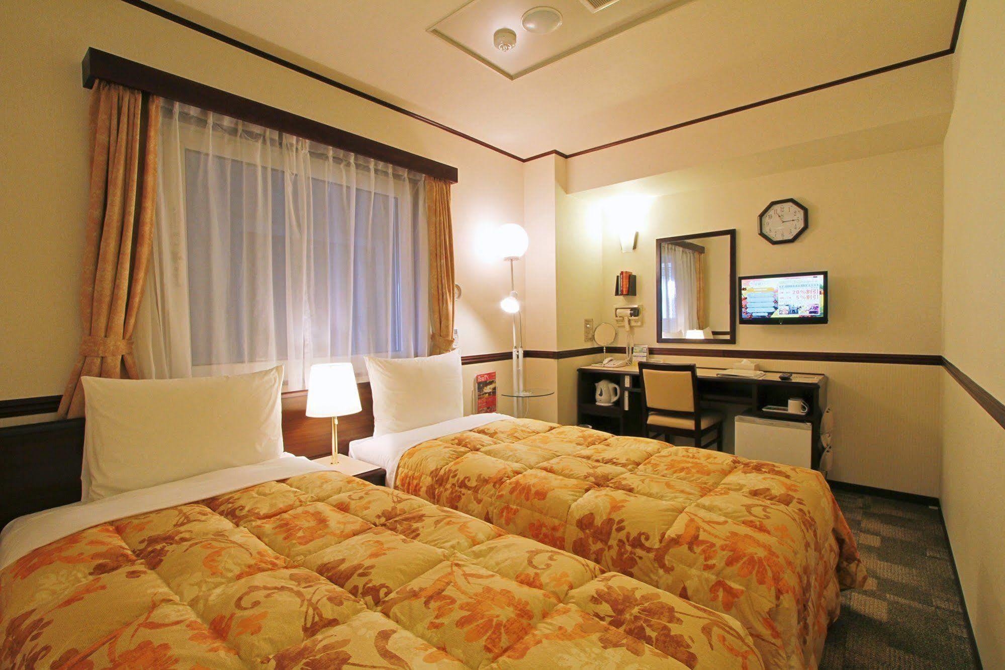 Toyoko Inn Kagoshima Temmonkan No 1 מראה חיצוני תמונה